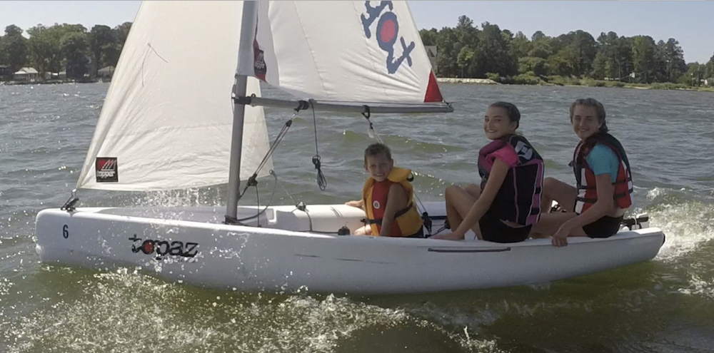 All-Volunteer Sailing School Gets Local Kids on the Water
